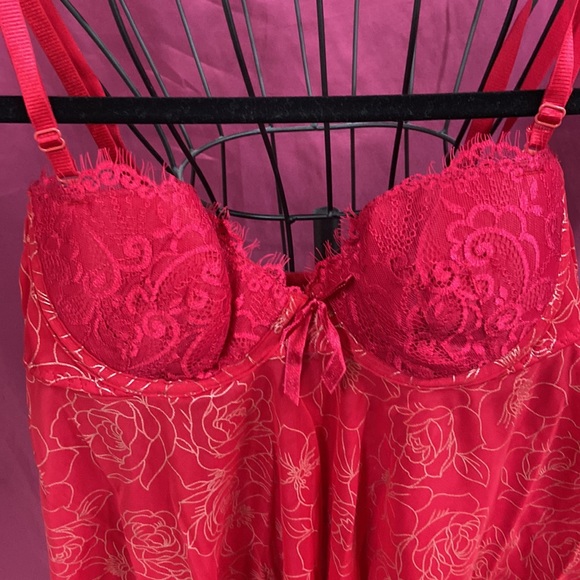 Victoria Secret Red Camisole - Picture 4 of 5